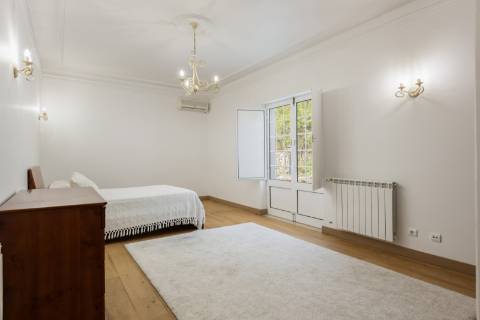 Moradia V5 - Vista Mar com Piscina e 12.710m² de Privacidade em Loulé