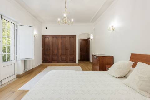 Moradia V5 - Vista Mar com Piscina e 12.710m² de Privacidade em Loulé