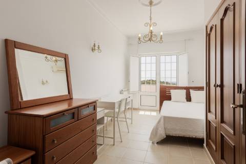 Moradia V5 - Vista Mar com Piscina e 12.710m² de Privacidade em Loulé