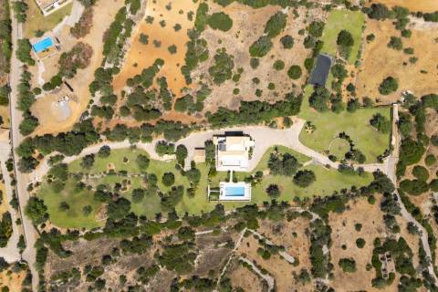 Moradia V5 - Vista Mar com Piscina e 12.710m² de Privacidade em Loulé