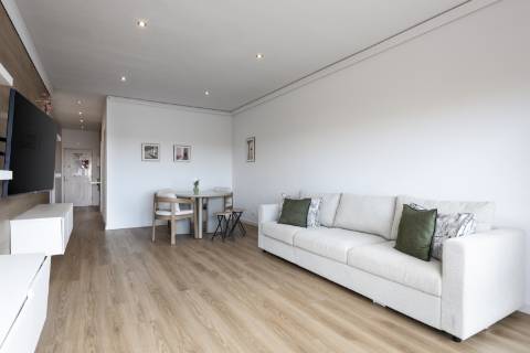 Apartamento T2 renovado Top Floor Vista Mar, Vilamoura