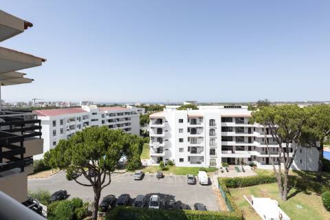 Apartamento T2 renovado Top Floor Vista Mar, Vilamoura