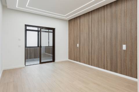 Apartamento T3 - Frente mar, Quarteira