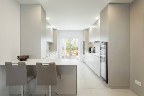 Moradia renovada V3 +1 com piscina privada - Branqueira