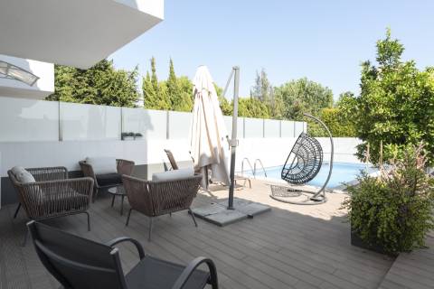 Moradia renovada V3 +1 com piscina privada - Branqueira