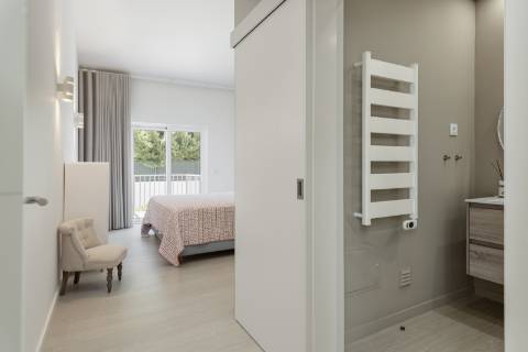 Moradia renovada V3 +1 com piscina privada - Branqueira