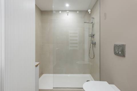 Moradia renovada V3 +1 com piscina privada - Branqueira