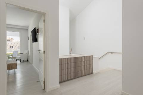 Moradia renovada V3 +1 com piscina privada - Branqueira