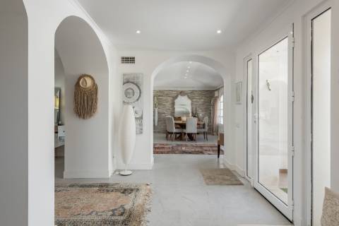 Moradia de Prestígio com 7 Quartos em Santa Bárbara de Nexe