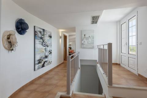 Moradia de Prestígio com 7 Quartos em Santa Bárbara de Nexe