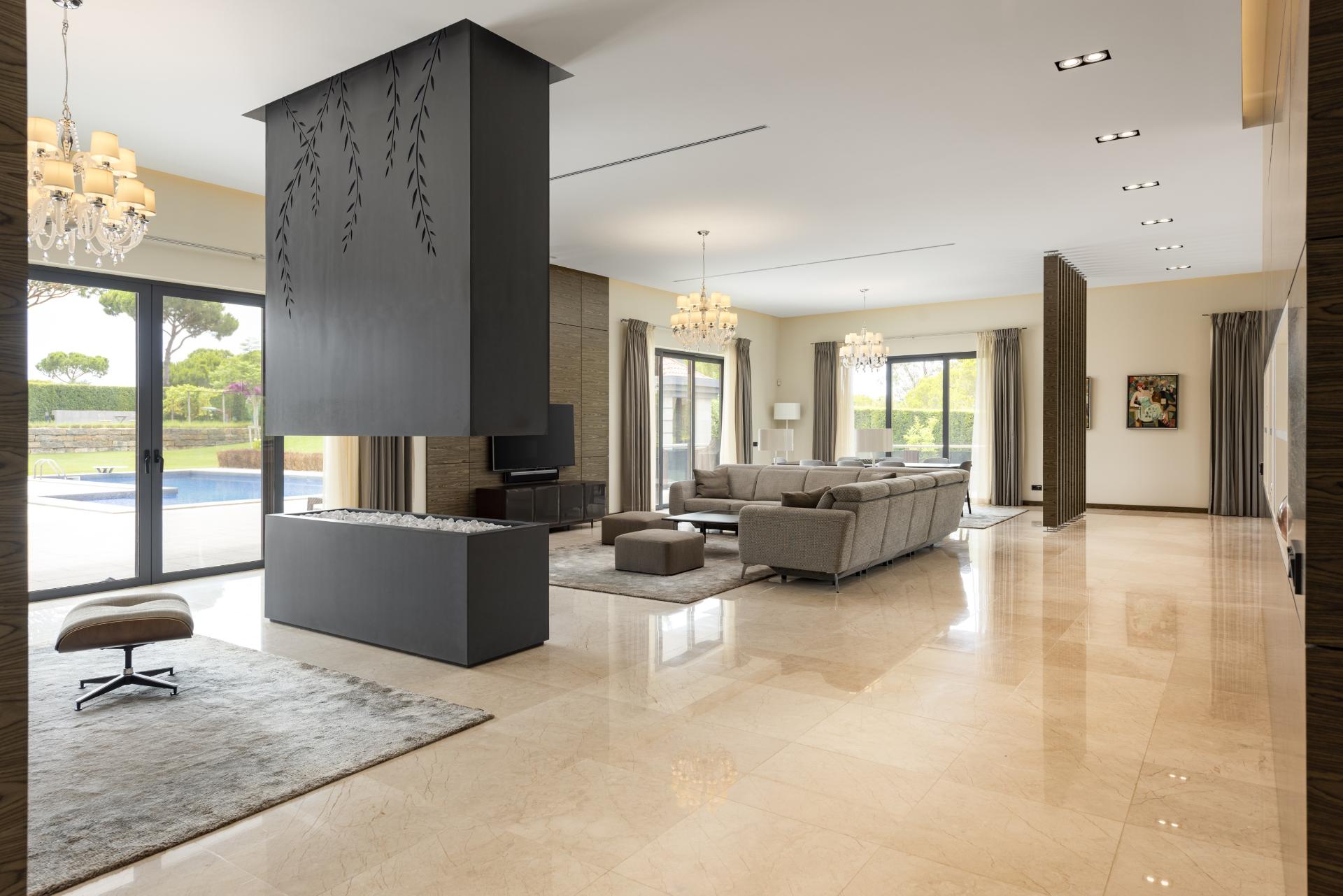 Moradia excecional na prestigiada zona de Pinhal Velho, Vilamoura