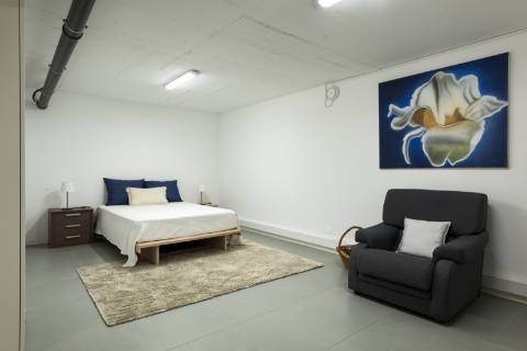 Moradia nova geminada V3 em condomínio privado - Vilamoura