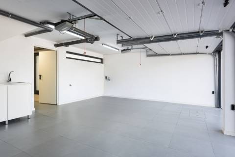 Moradia nova geminada V3 em condomínio privado - Vilamoura