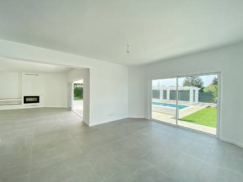 Casa Contemporânea de luxo V3 + 1 - Vilamoura