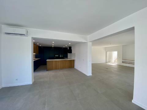 Casa Contemporânea de luxo V3 + 1 - Vilamoura