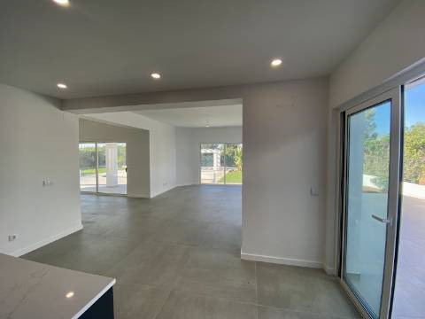 Casa Contemporânea de luxo V3 + 1 - Vilamoura