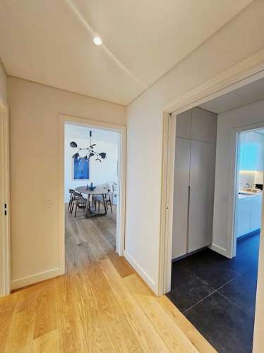 Novo apartamento T2, frente mar - Quarteira