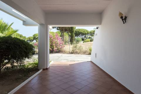 Moradia T2+1 renovada - Vilamoura