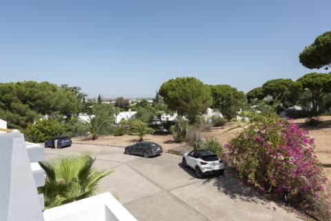 Moradia T2+1 renovada - Vilamoura