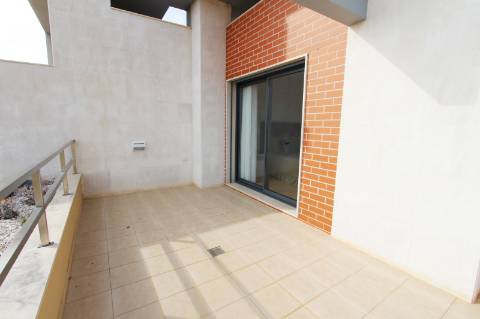 Casa em banda situada num condomínio fechado em Albufeira- Branqueira