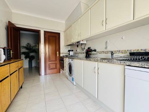 Penthouse T1 com Terraço Espaçoso - Vilamoura