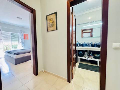 Penthouse T1 com Terraço Espaçoso - Vilamoura