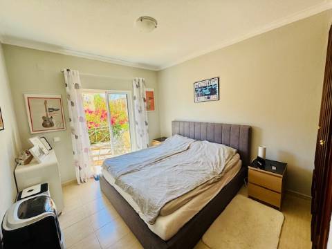 Penthouse T1 com Terraço Espaçoso - Vilamoura