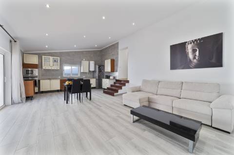 Moradia V3 - Albufeira, arrendamento anual