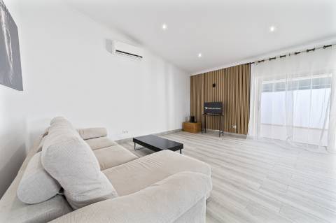 Moradia V3 - Albufeira, arrendamento anual