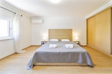 Moradia V3 - Albufeira, arrendamento anual