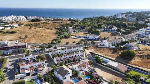 Moradia V3 - Albufeira, arrendamento anual