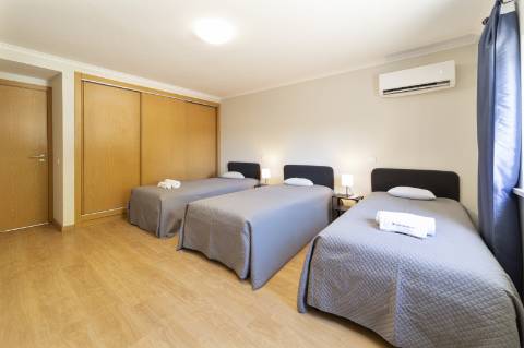 Moradia V3 - Albufeira, arrendamento anual