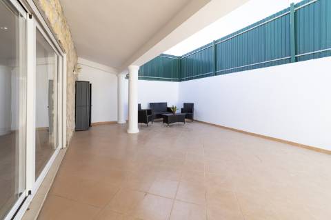 Moradia V3 - Albufeira, arrendamento anual