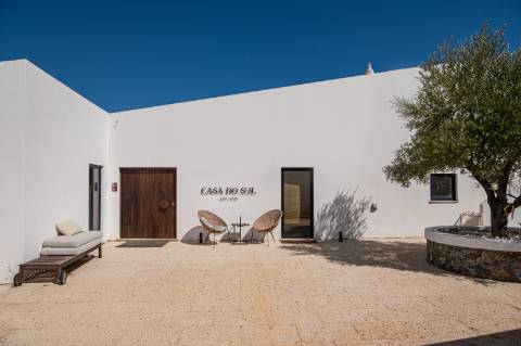 O Refúgio Perfeito no Algarve - Moradia T3 em Boliqueime