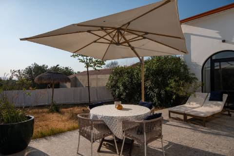 O Refúgio Perfeito no Algarve - Moradia T3 em Boliqueime