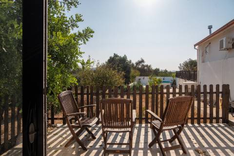 O Refúgio Perfeito no Algarve - Moradia T3 em Boliqueime