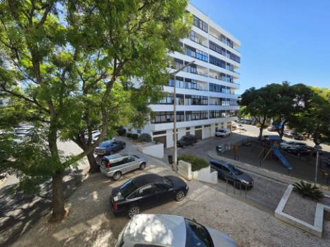Apartamento T2 - Loulé, arrendamento anual
