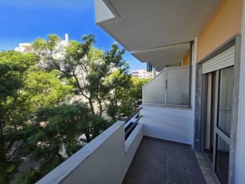 Apartamento T2 - Loulé, arrendamento anual