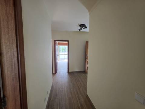 Apartamento T2 - Loulé, arrendamento anual