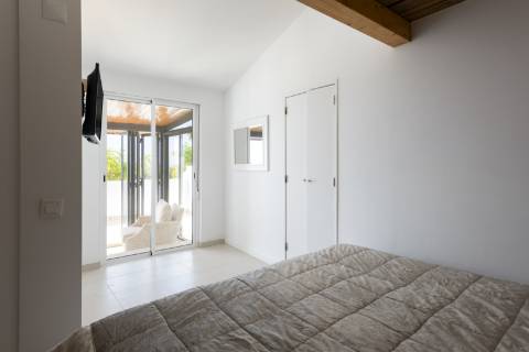 Moradia V1+1 - Santa barbara de Nexe