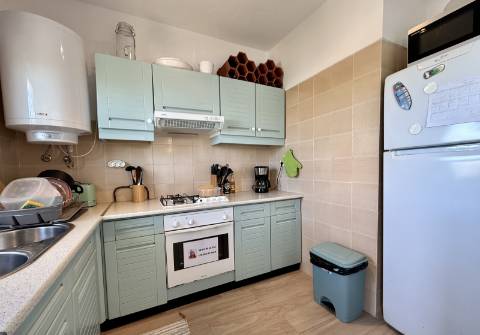 Para Alugar - Apartamento T2, Condomínio com Piscina, Guia