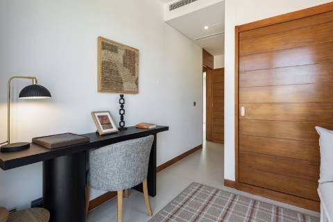 Luxuosa moradia geminada duplex com piscina privada em Vale do Lobo