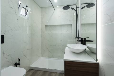 Fantástica Moradia T3 Renovada - A Apenas Minutos da Praia e Praça, Vale do Lobo