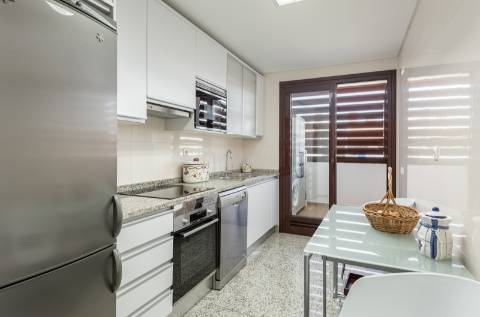 Apartamento T2 - Top Floor com vista mar e golfe