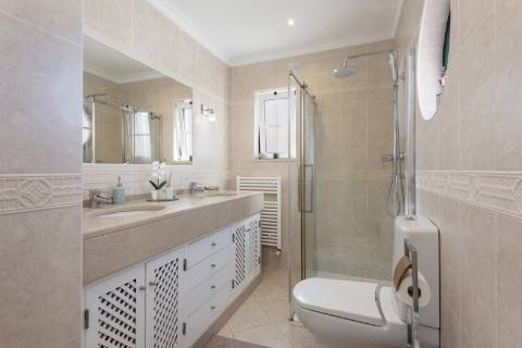 Moradia tradicional V3 +1 - Montenegro