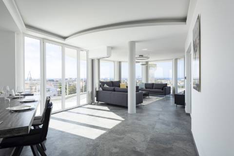 Penthouse T2+1 em Albufeira com vista panorâmica para o mar