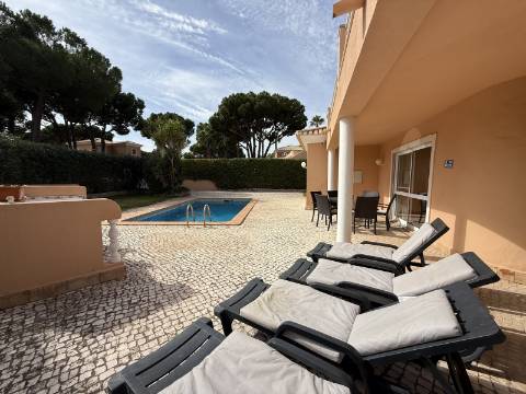 Moradia V4 - Almancil, arrendamento anual