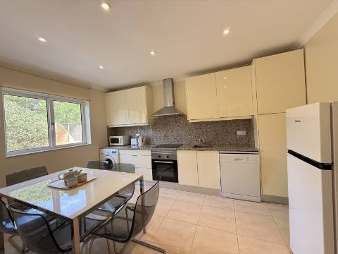 Moradia V4 - Almancil, arrendamento anual