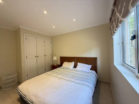 Moradia V4 - Almancil, arrendamento anual