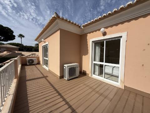 Moradia V4 - Almancil, arrendamento anual